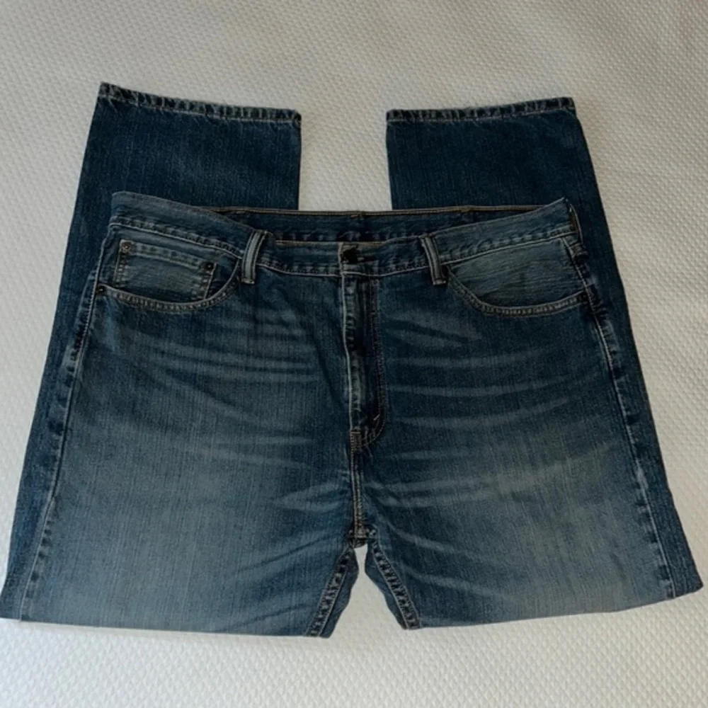 Levi’s Men’s 505 Straight Leg Size 40 x‎ 30